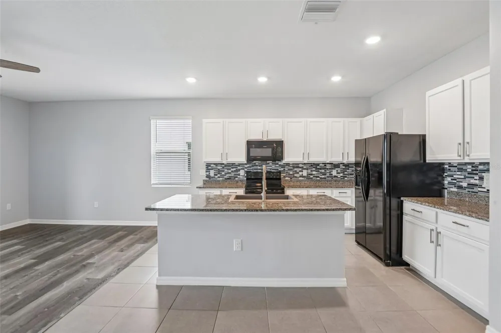 2685 SUNCOAST BLEND DRIVE Odessa, FL 33556