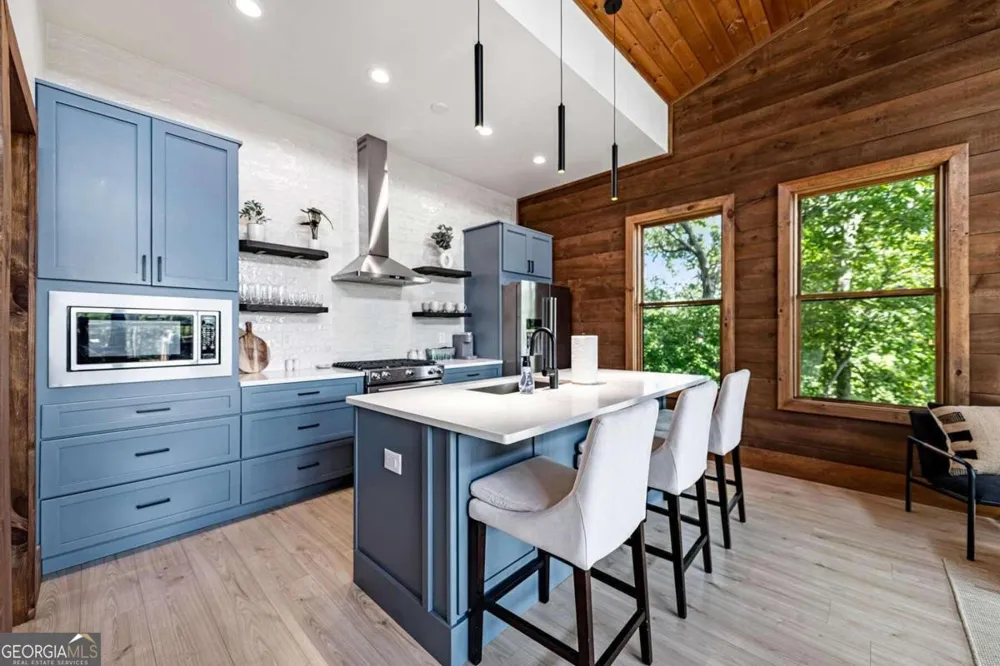 351 S Dream Catcher Blue Ridge, GA 30513