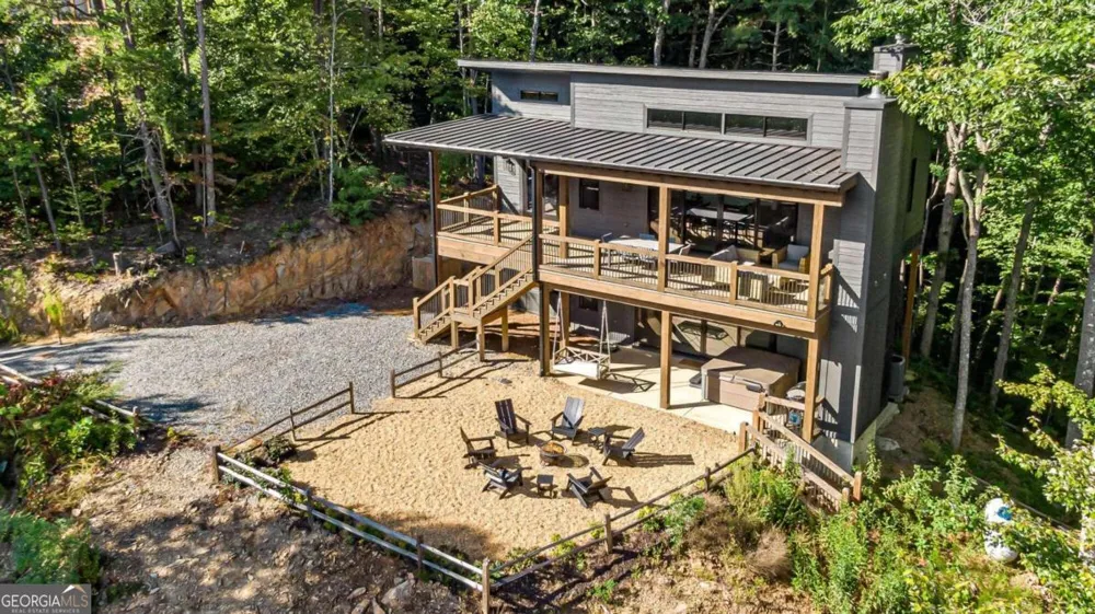 351 S Dream Catcher Blue Ridge, GA 30513