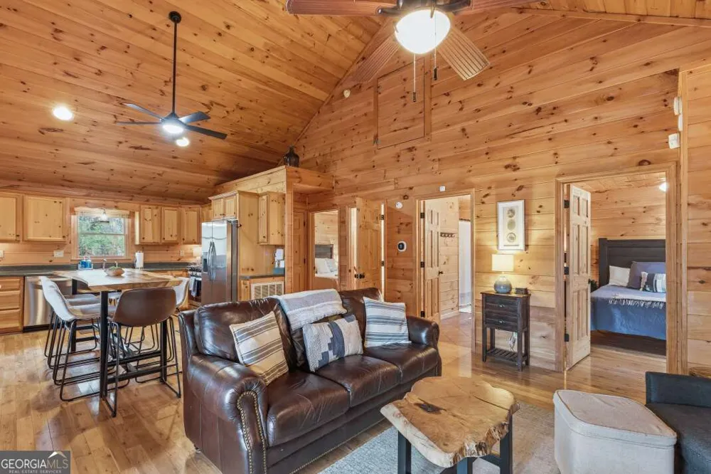 145 Fox Run LN Blue Ridge, GA 30513