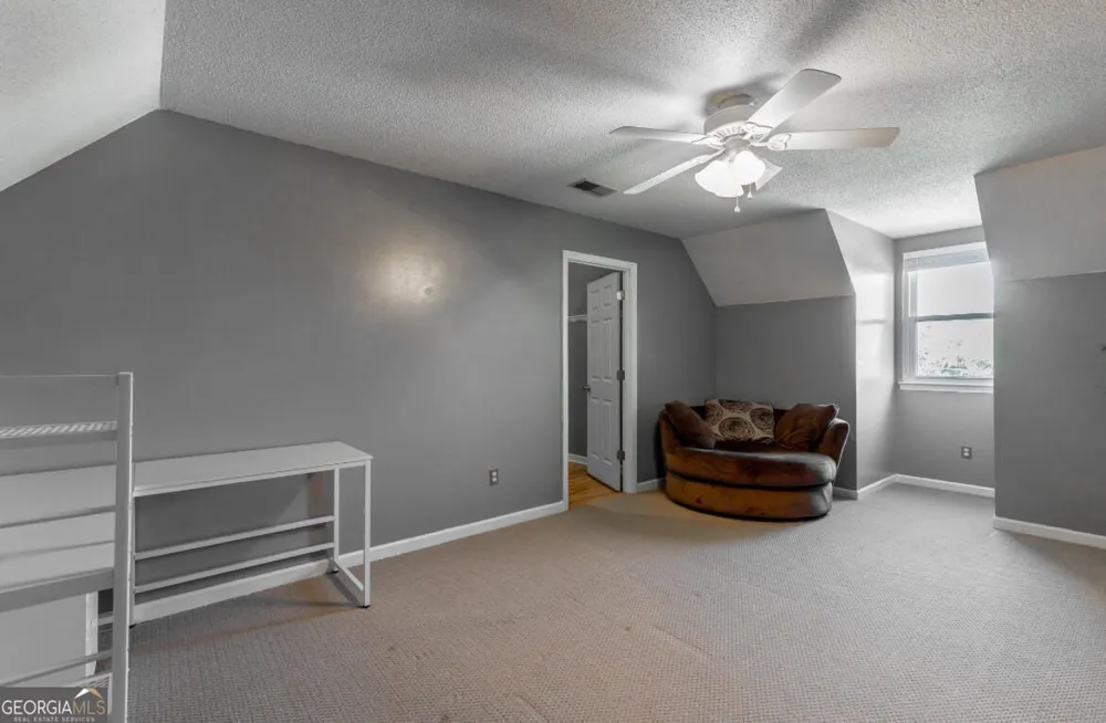 621 Lee DR Ringgold, GA 30736
