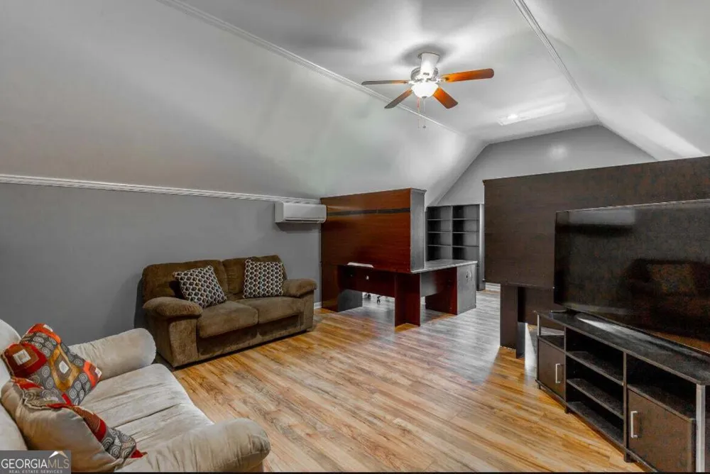 621 Lee DR Ringgold, GA 30736