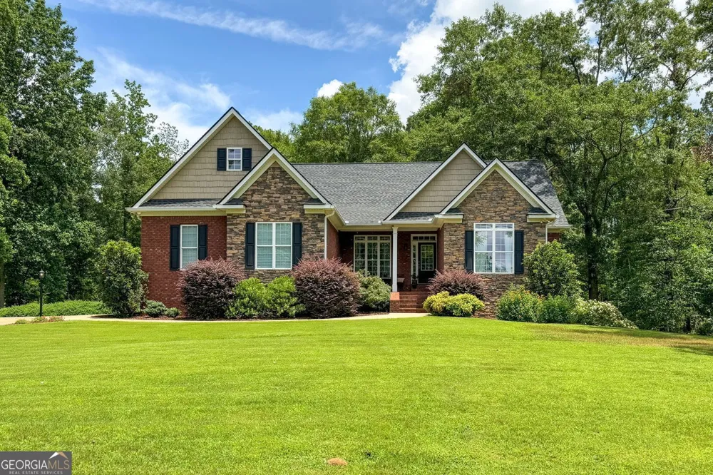 172 Sam Solomon RD Locust Grove, GA 30248