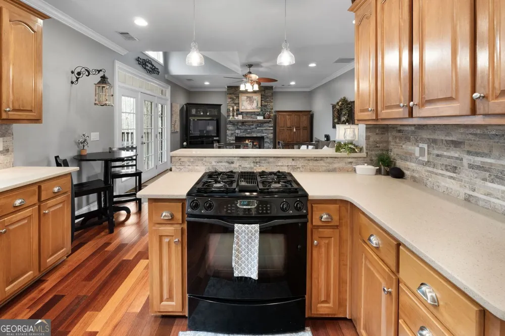 172 Sam Solomon RD Locust Grove, GA 30248