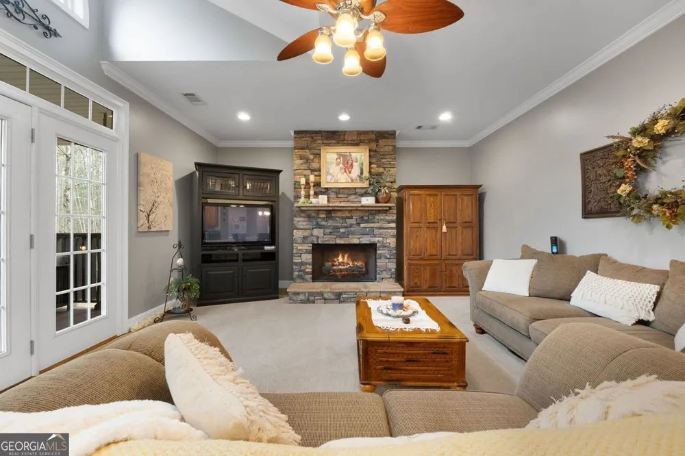 172 Sam Solomon RD Locust Grove, GA 30248
