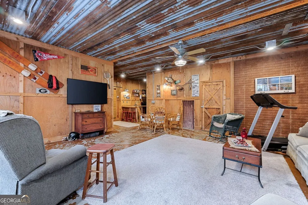 172 Sam Solomon RD Locust Grove, GA 30248