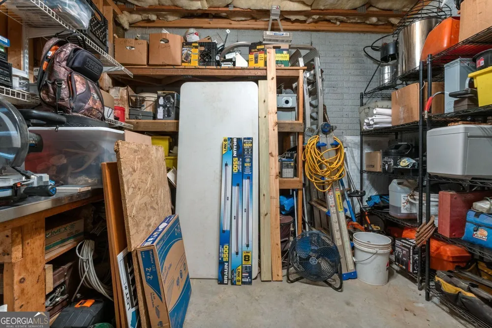 172 Sam Solomon RD Locust Grove, GA 30248