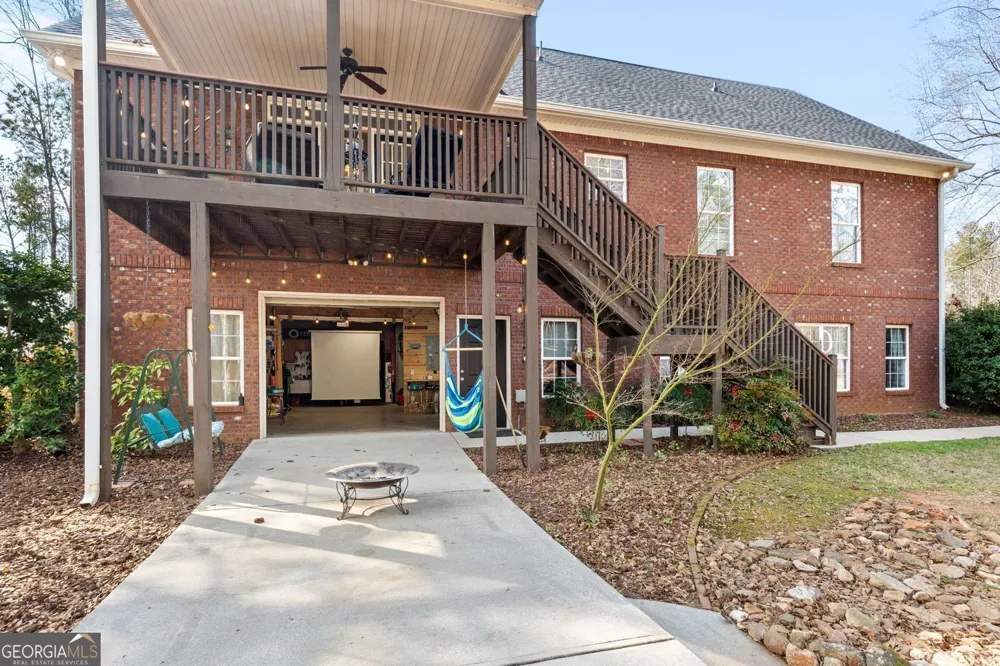 172 Sam Solomon RD Locust Grove, GA 30248