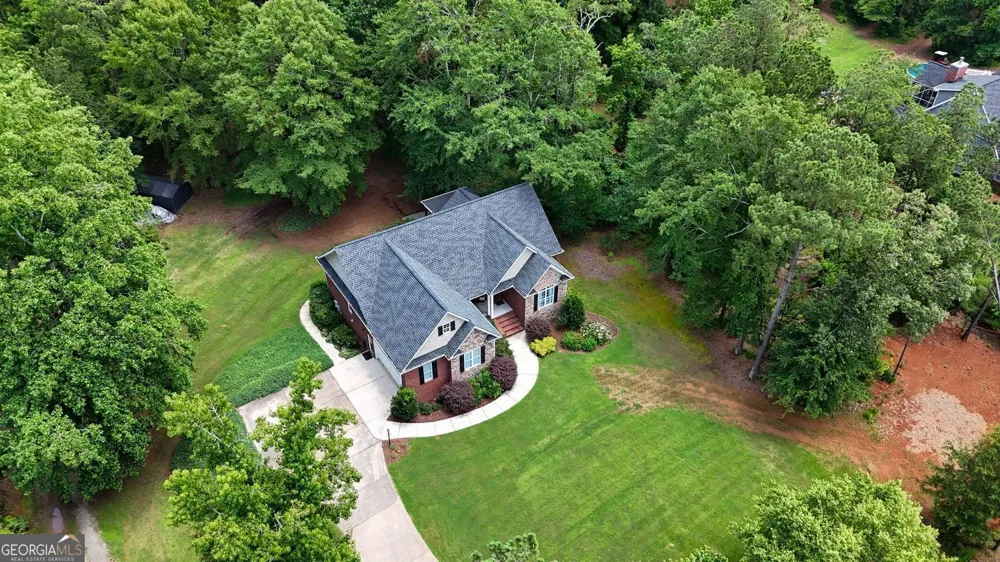 172 Sam Solomon RD Locust Grove, GA 30248