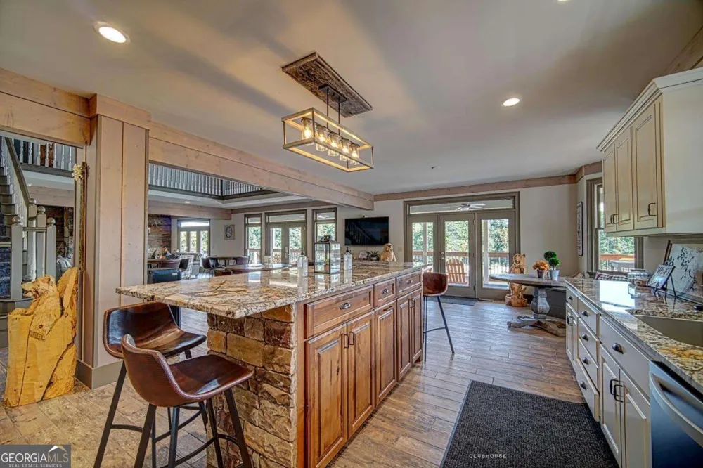 469 Oakwood WAY Blairsville, GA 30512