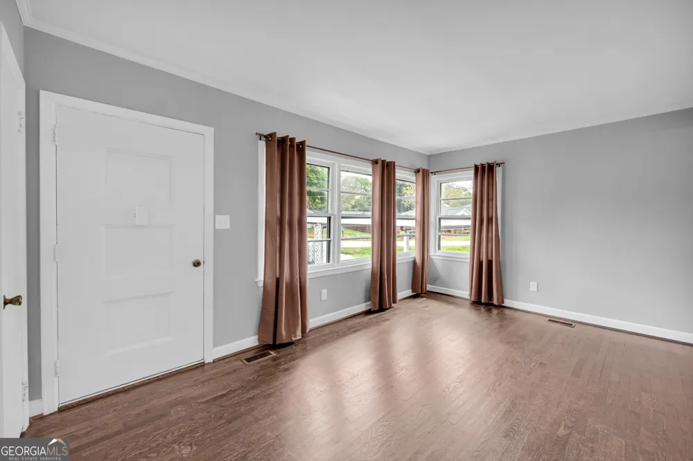 58 Andrew Jackson ST Commerce, GA 30529