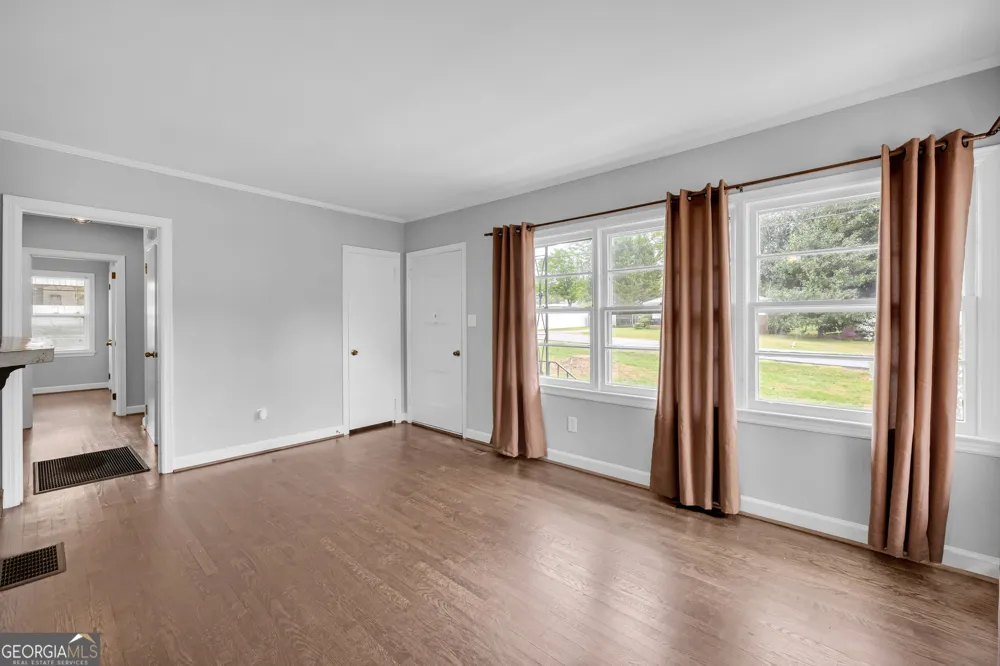 58 Andrew Jackson ST Commerce, GA 30529