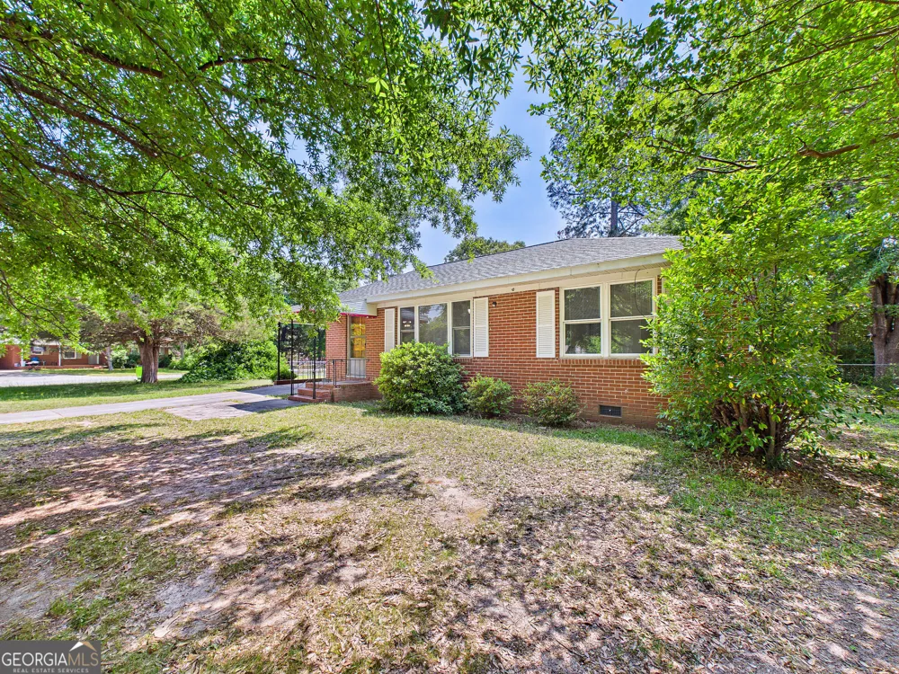 135 Briardale AVE Warner Robins, GA 31093