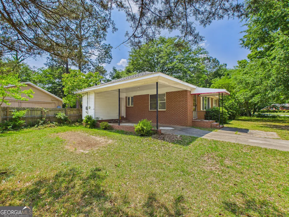 135 Briardale AVE Warner Robins, GA 31093