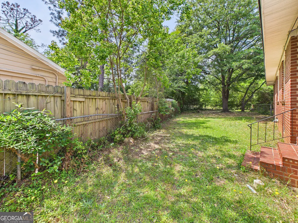 135 Briardale AVE Warner Robins, GA 31093