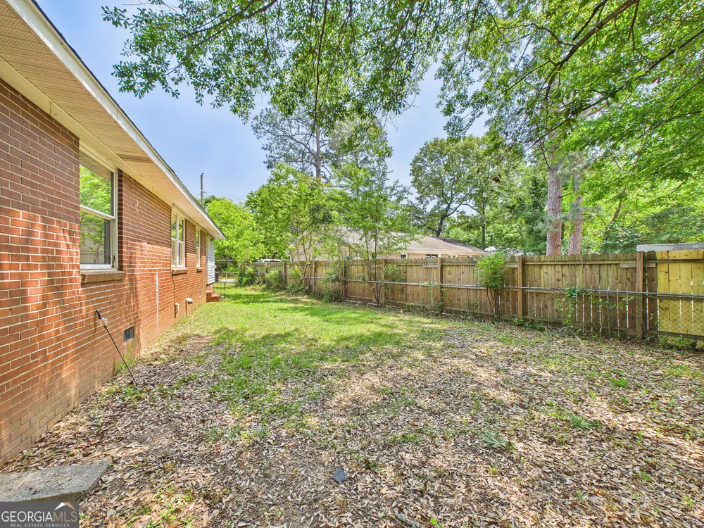 135 Briardale AVE Warner Robins, GA 31093