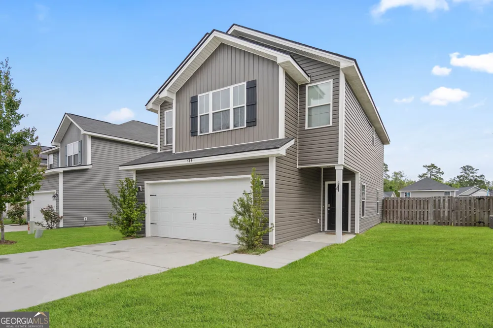 744 Fairview CIR Hinesville, GA 31313