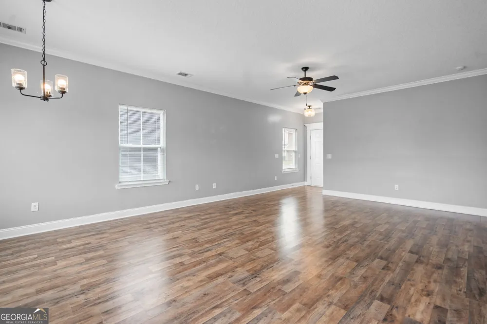 744 Fairview CIR Hinesville, GA 31313