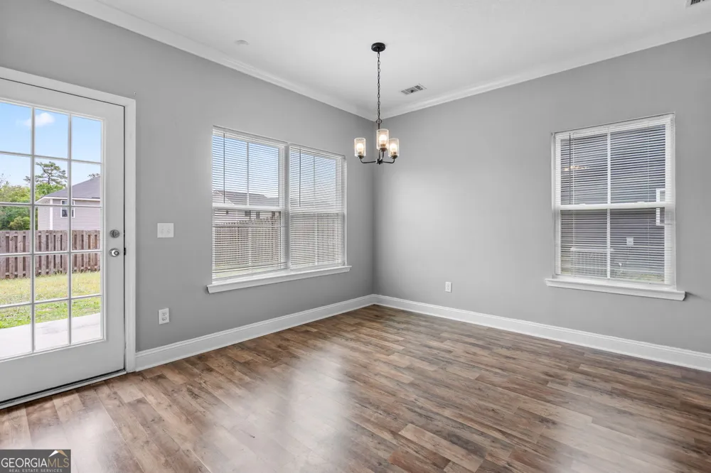 744 Fairview CIR Hinesville, GA 31313