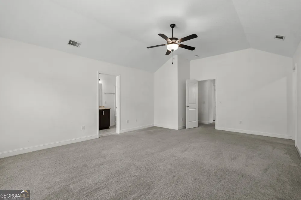 744 Fairview CIR Hinesville, GA 31313