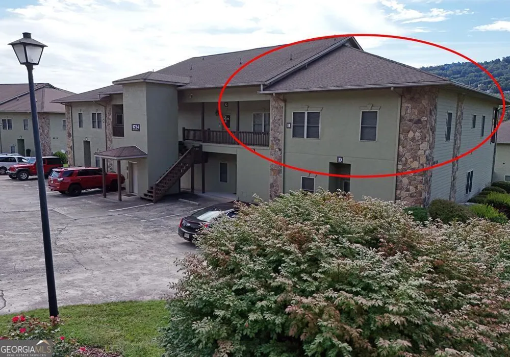 1724 Watercrest WAY Young Harris, GA 30582