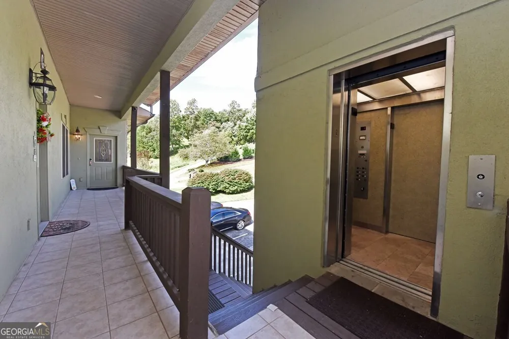 1724 Watercrest WAY Young Harris, GA 30582