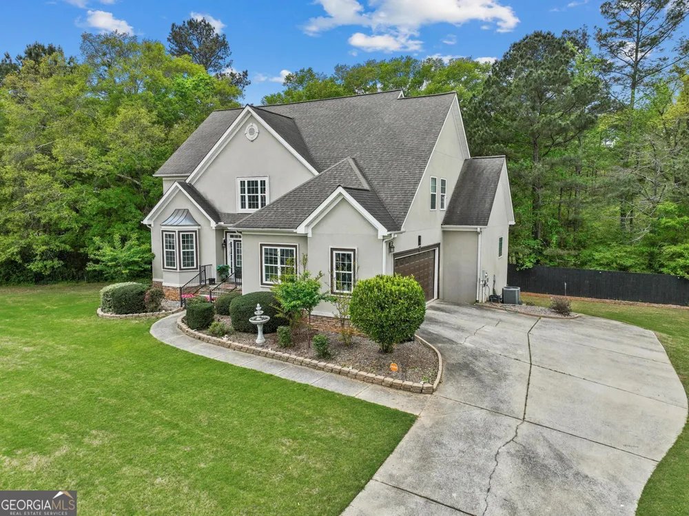 100 London Berry CT Tyrone, GA 30290
