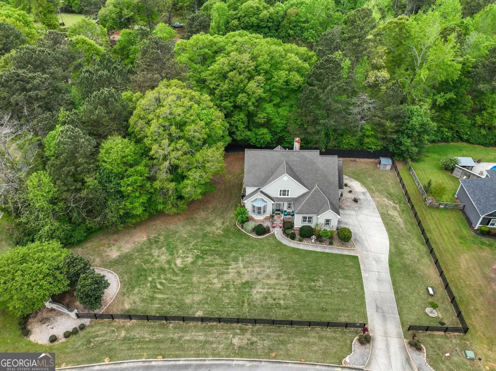 100 London Berry CT Tyrone, GA 30290