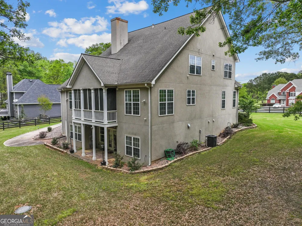 100 London Berry CT Tyrone, GA 30290