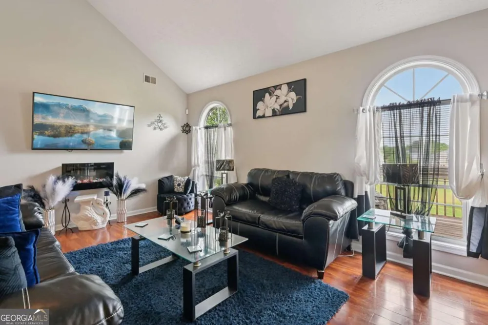 224 Solomon DR Ellenwood, GA 30294