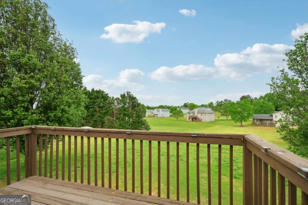 224 Solomon DR Ellenwood, GA 30294