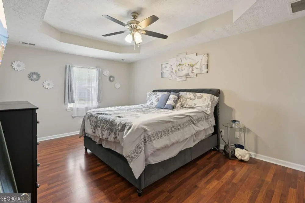224 Solomon DR Ellenwood, GA 30294