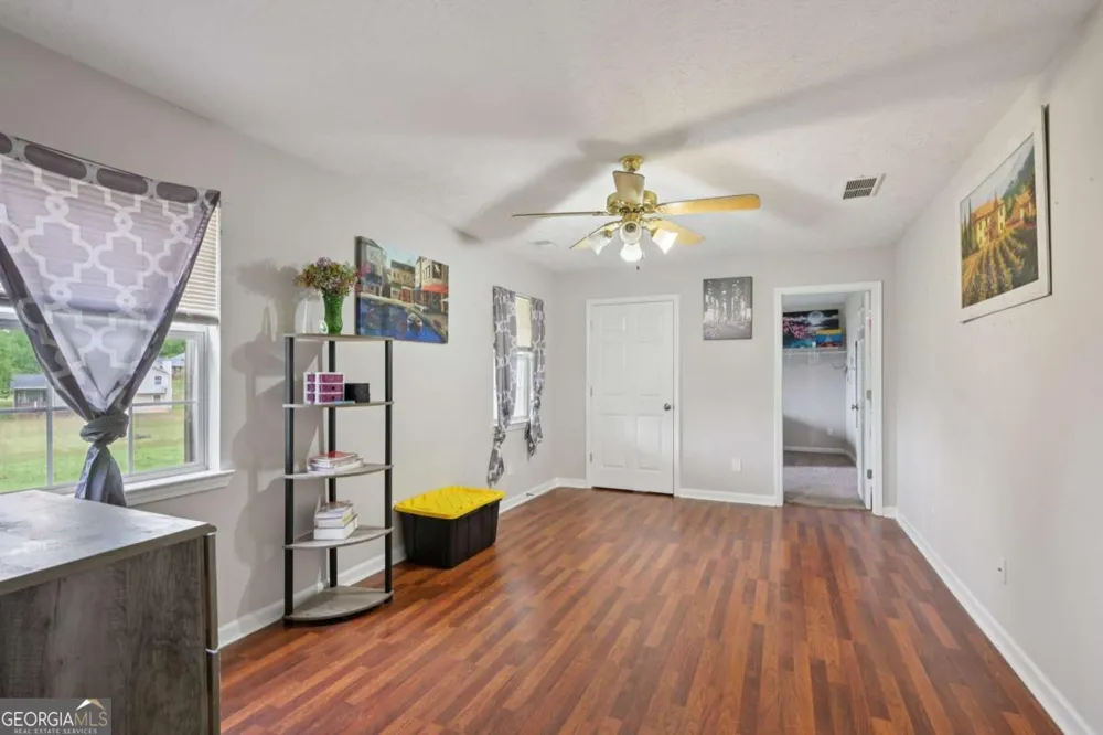 224 Solomon DR Ellenwood, GA 30294
