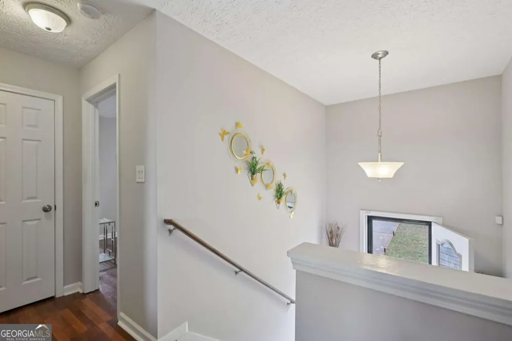 224 Solomon DR Ellenwood, GA 30294