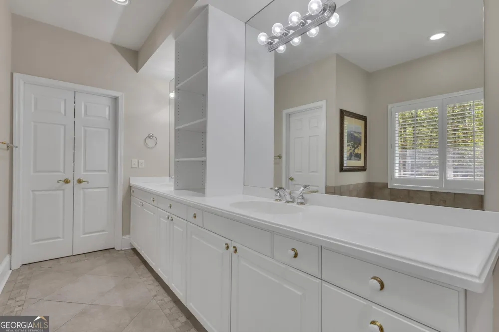 130 Sam Solomon RD Locust Grove, GA 30248