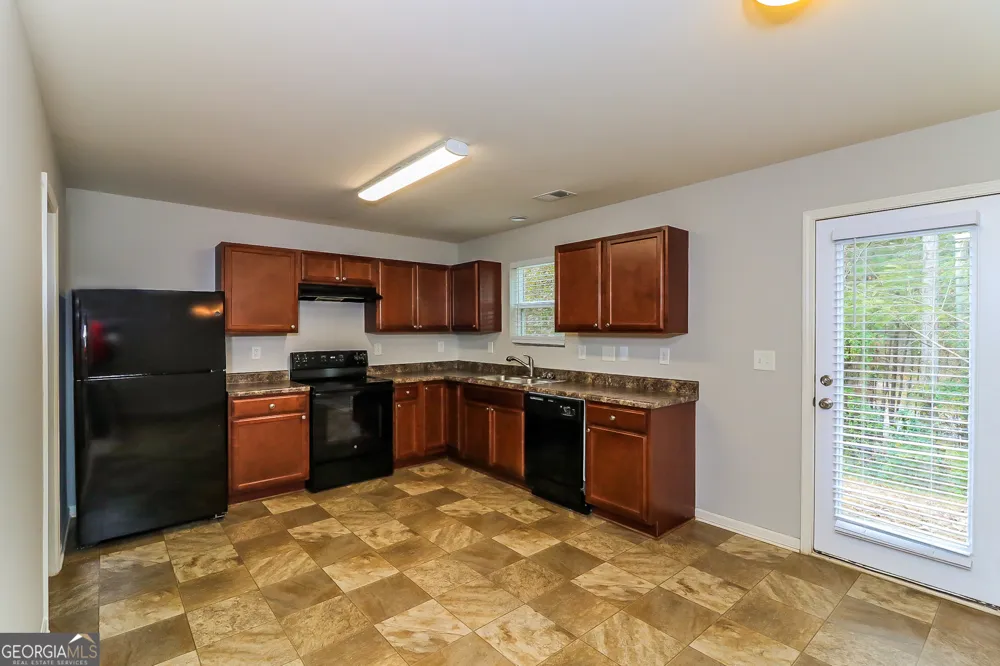 7103 Tanger BLVD Riverdale, GA 30296