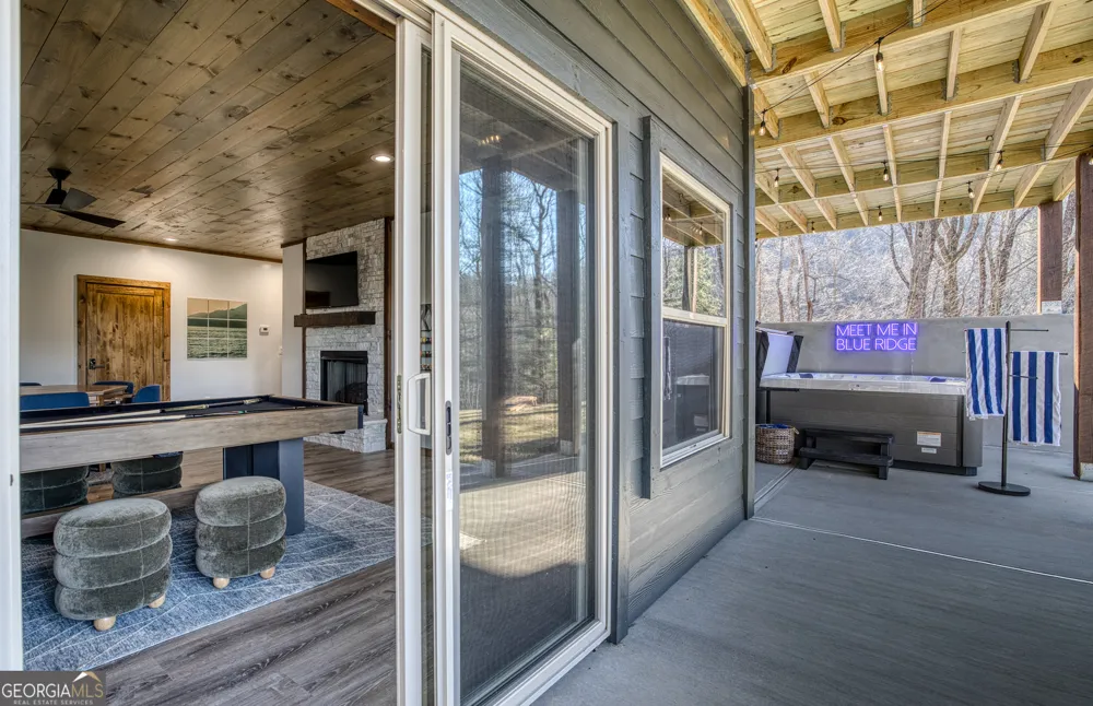 1160 Mangums TRL Blue Ridge, GA 30513