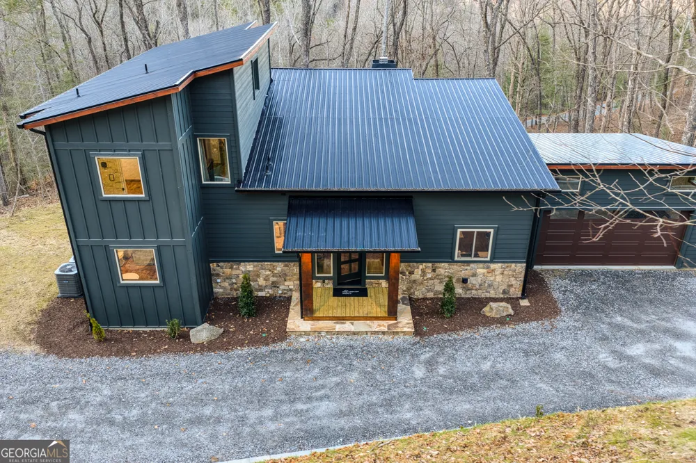 1160 Mangums TRL Blue Ridge, GA 30513