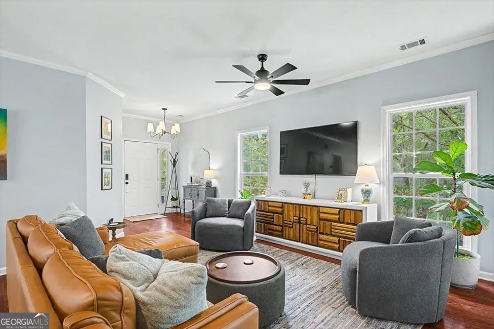 2 Brewster ST Savannah, GA 31419