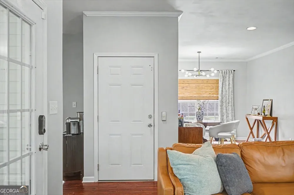 2 Brewster ST Savannah, GA 31419