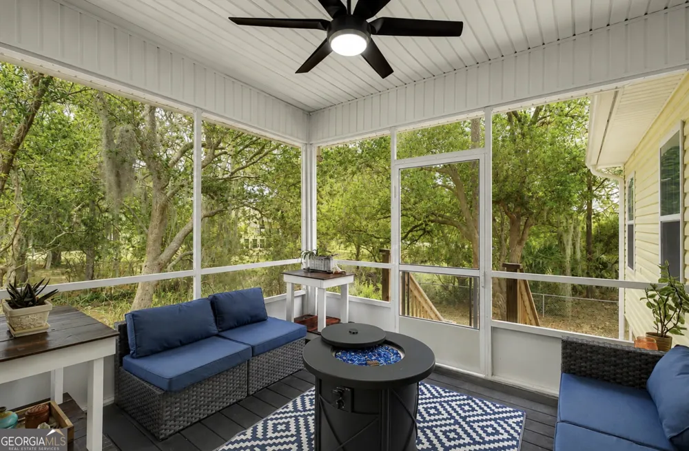 2 Brewster ST Savannah, GA 31419