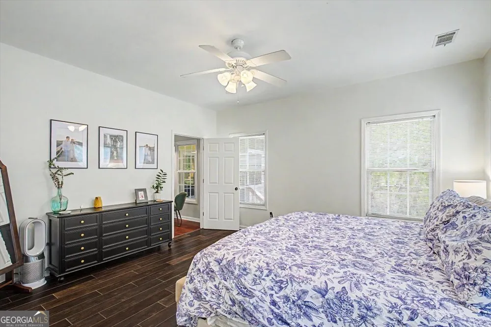 2 Brewster ST Savannah, GA 31419