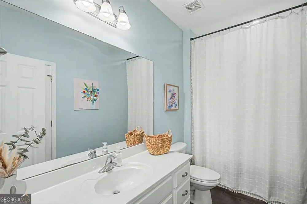 2 Brewster ST Savannah, GA 31419