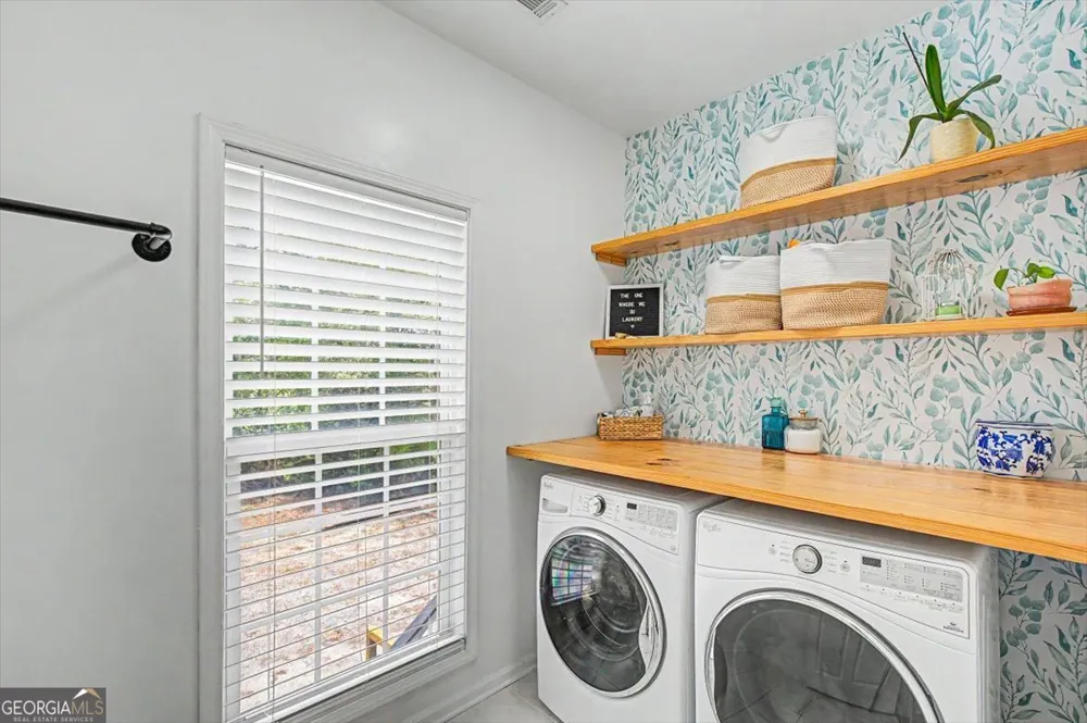2 Brewster ST Savannah, GA 31419