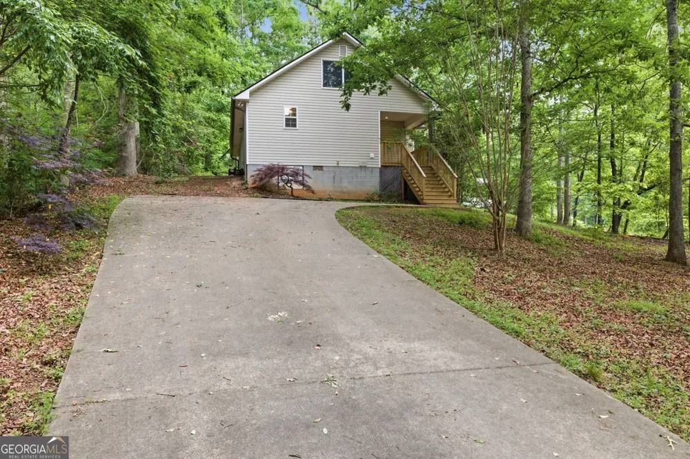 221 Eden Woods Clarkesville, GA 30523