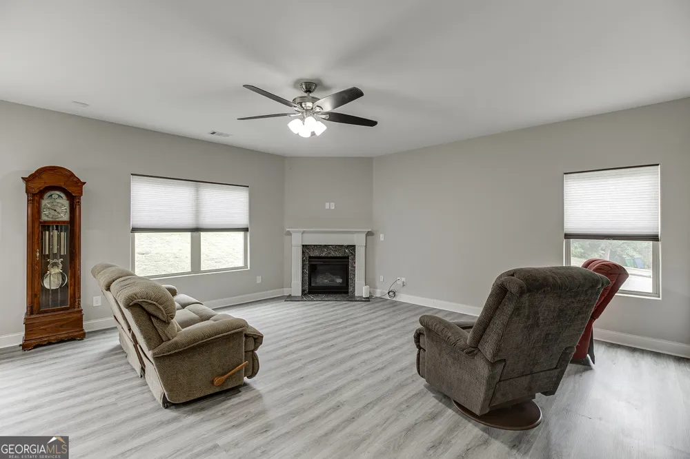 1202 Lincoln LN Braselton, GA 30517