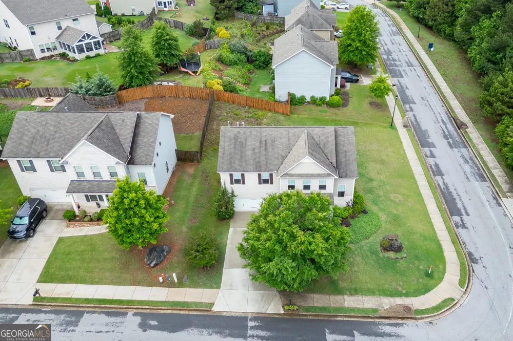 1202 Lincoln LN Braselton, GA 30517