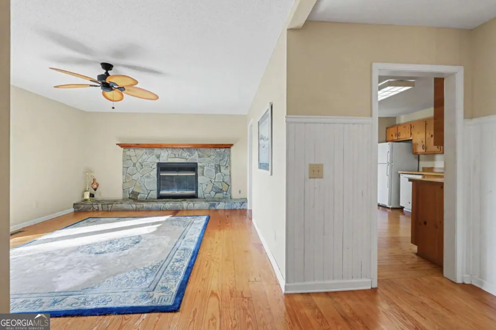 734 Long Laurel Ridge DR Lakemont, GA 30552