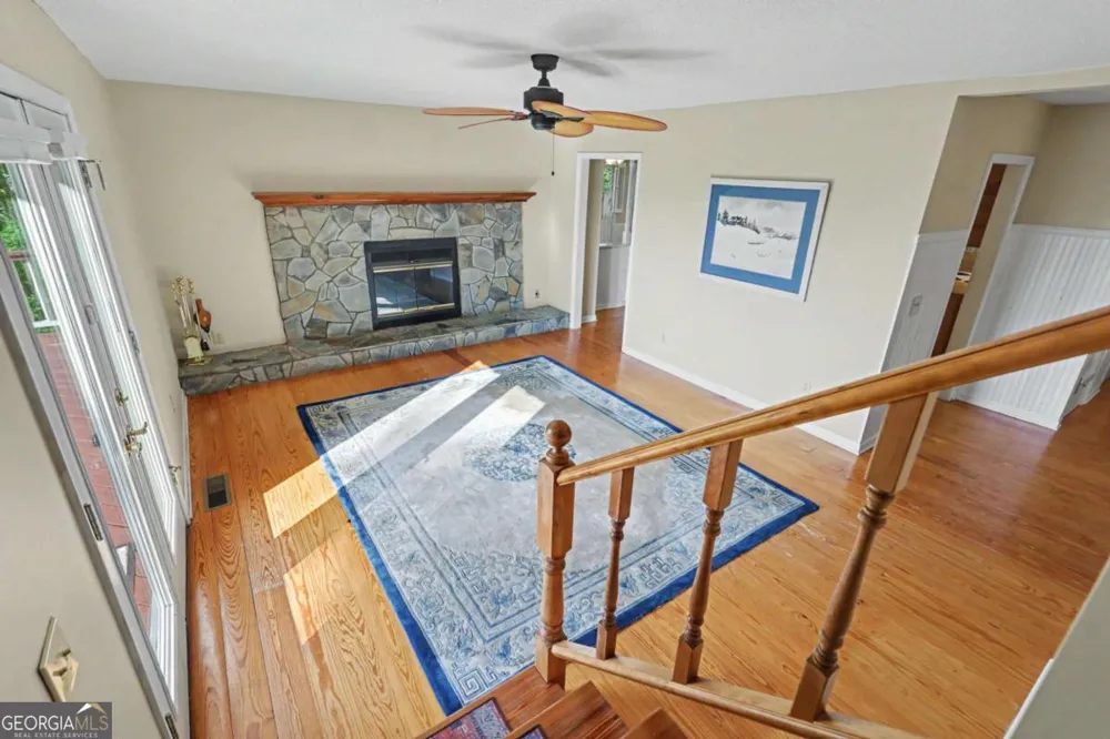 734 Long Laurel Ridge DR Lakemont, GA 30552