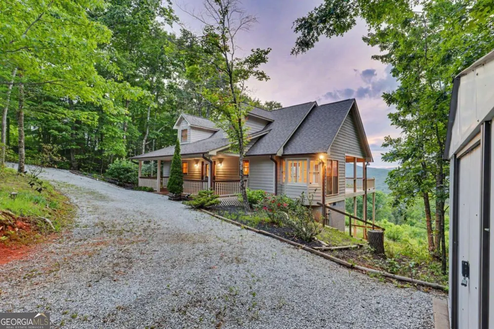 734 Long Laurel Ridge DR Lakemont, GA 30552